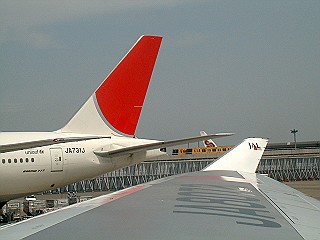 ターミナル連絡車両